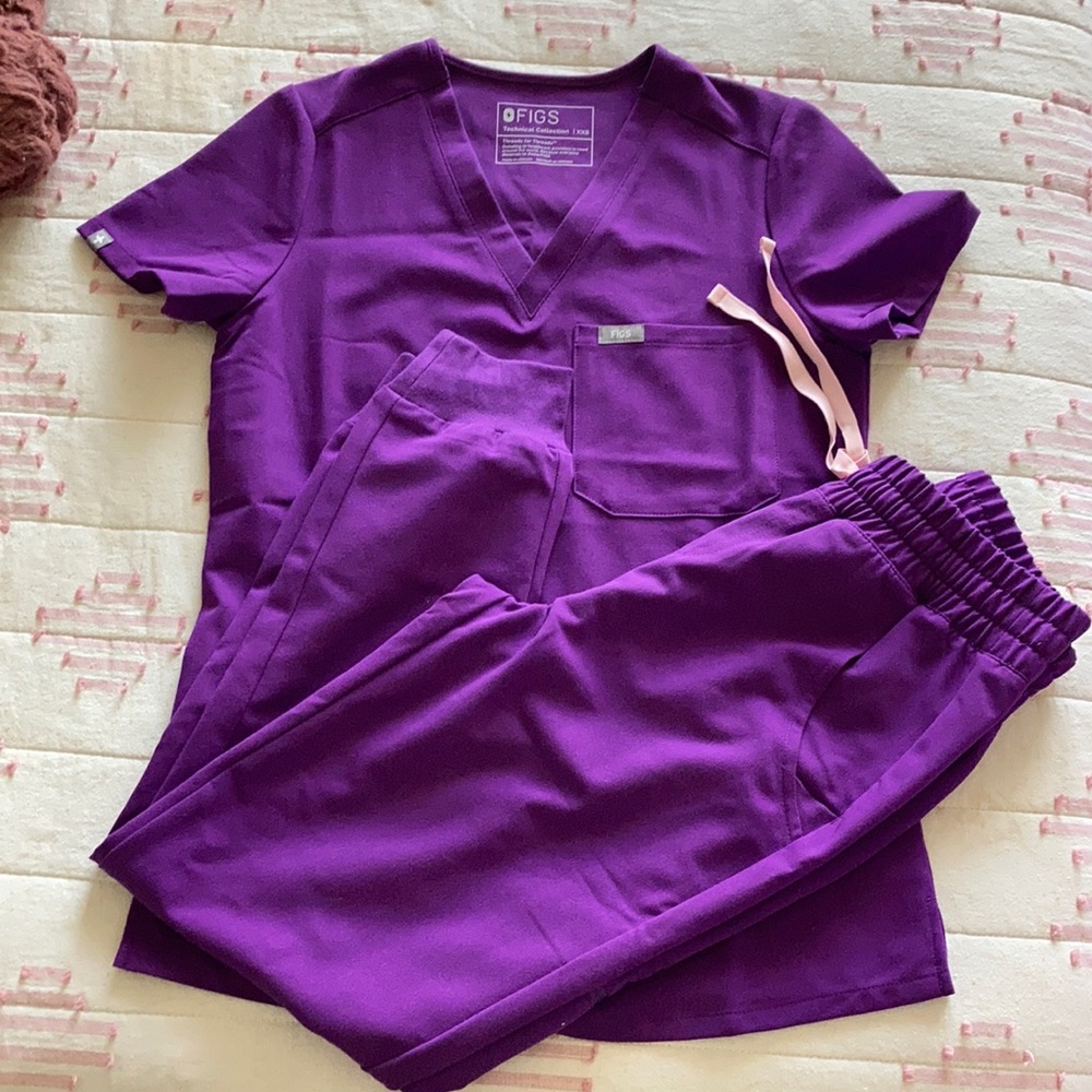 FIGS Magic Purple Set
